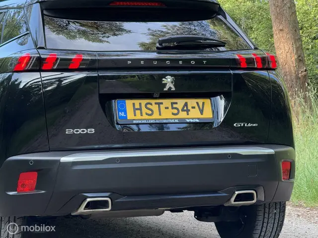 Peugeot 2008 1.2 PureTech GT-Line 18''inch 2020 Benzine 16