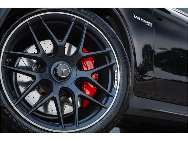 Mercedes-Benz GLC Coupé AMG 63 S 4MATIC+ 2018 Benzine 35