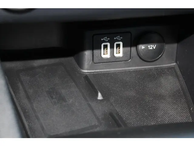 Ford Kuga 2.5 PHEV ST-Line 2022 Hybride Benzine 23