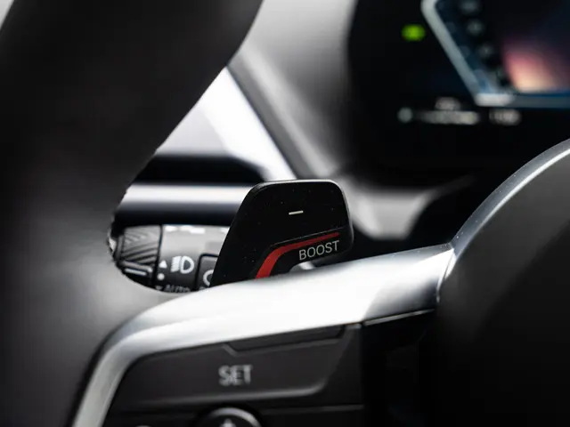BMW 1 Serie 120 5-deurs 2024 Benzine 35