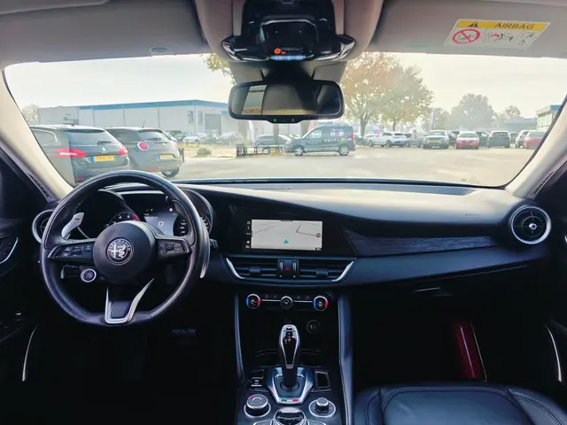 Alfa Romeo Giulia 2.0T Super 2021 Benzine 9