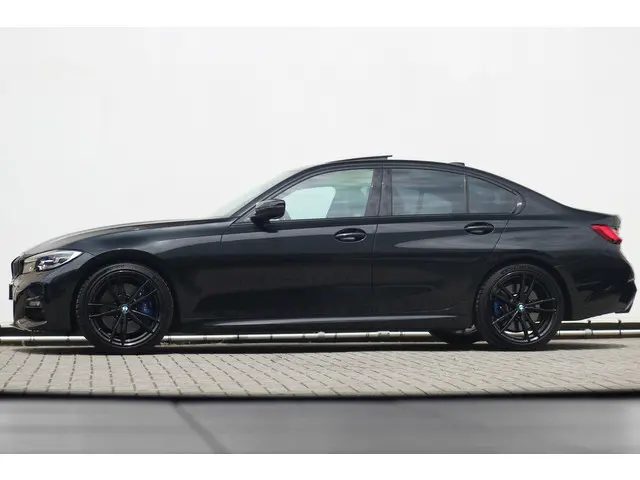 BMW 3 Serie 330i High Executive 2019 Benzine 19