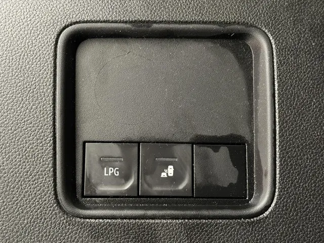 Dacia Duster 1.0 TCe 100 ECO-G Extreme 2023 Benzine 23