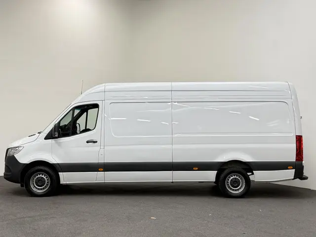 Mercedes-Benz Sprinter 317 CDI L4 Maxi 2024 Diesel 4