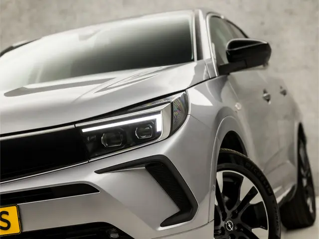 Opel Grandland 1.2 Turbo Elegance Sport 2022 Benzine 10