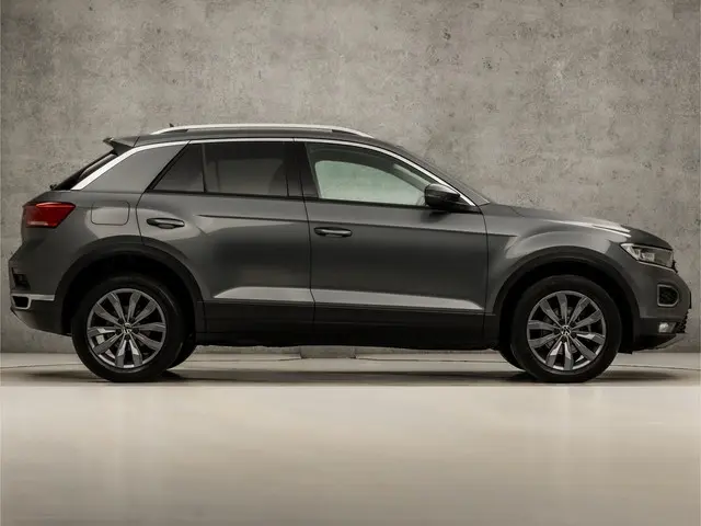 Volkswagen T-Roc 1.0 TSI Luxury Sport 2021 Benzine 4