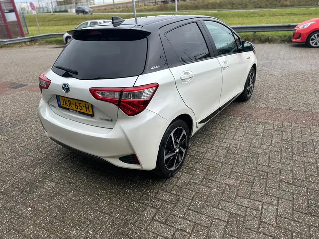 Toyota Yaris 1.5 Hybrid Aspiration 2019 Hybride Benzine 2