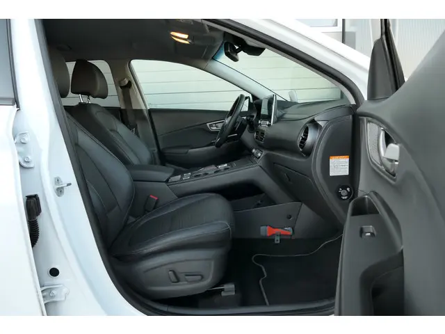 Hyundai Kona EV Limited 64 kWh 2020 Elektrisch 42