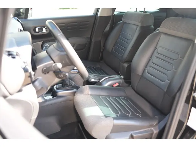 Citroën C3 Aircross PT130 Shine 2019 Benzine 32