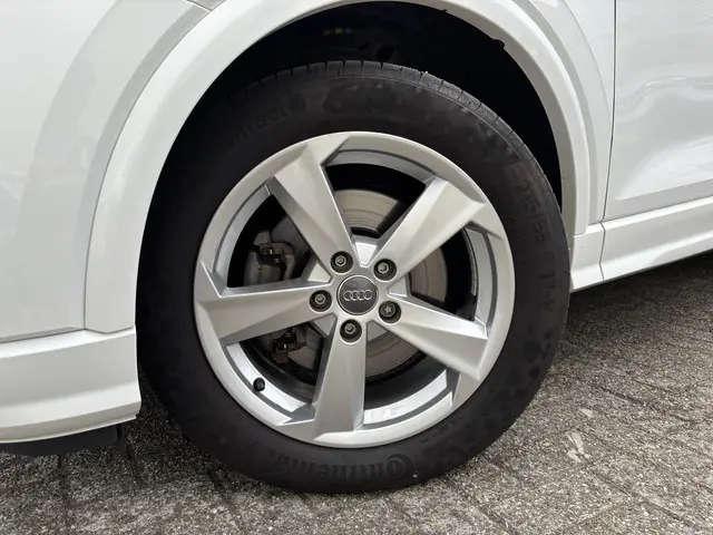Audi Q2 1.0 TFSI Sport 2017 Benzine 21