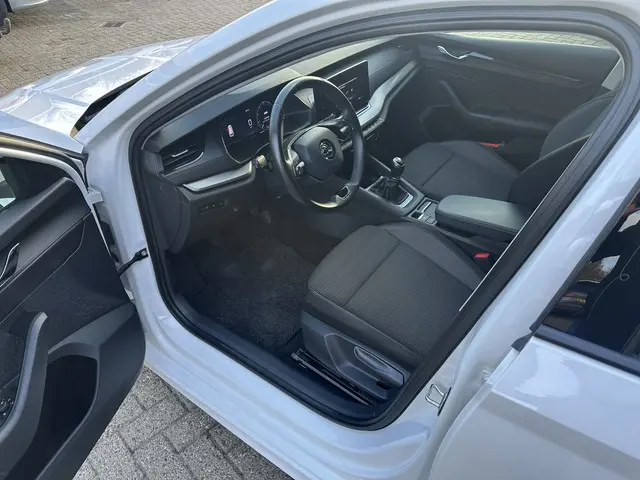 Škoda Octavia Combi 1.0 TSI Ambition 2022 Benzine 9