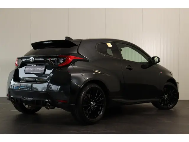 Toyota Yaris 1.6 GR Premium, 1ste eigenaar 2022 Benzine 3