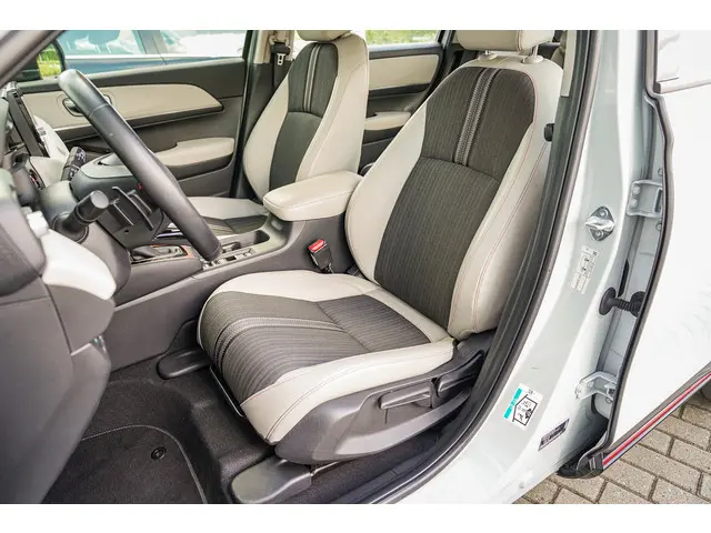Honda HR-V 1.5i e:HEV ADVANCE STYLE 2024 Hybride Benzine 8