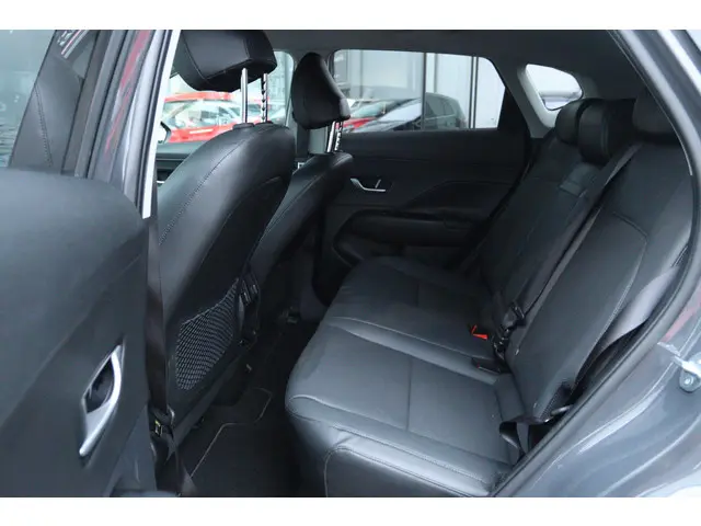 Hyundai Kona ELECTRIC PREMIUM 65.4 kWh 2023 Elektrisch 16