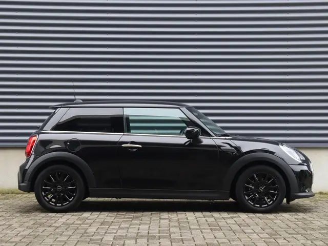 MINI 3-Deurs One 2022 Benzine 5