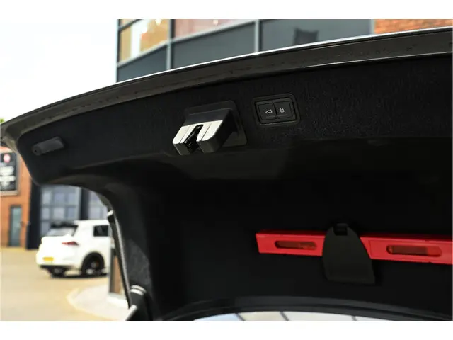 Audi S8 4.0 TFSI 571PK Quattro 2021 Benzine 34