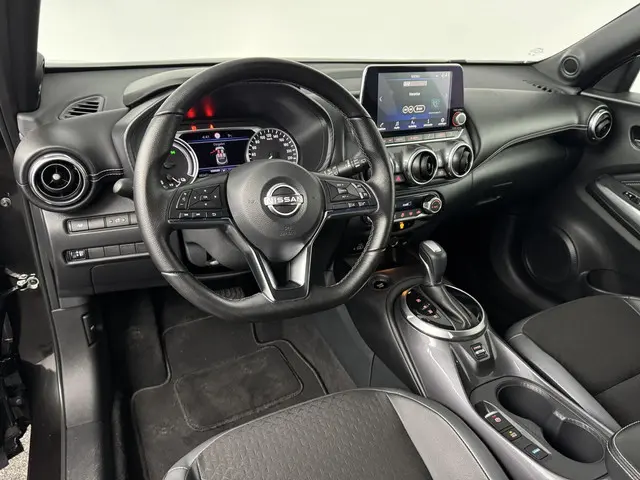 Nissan Juke 1.6 Hybrid N-Connecta 2023 Hybride Benzine 14