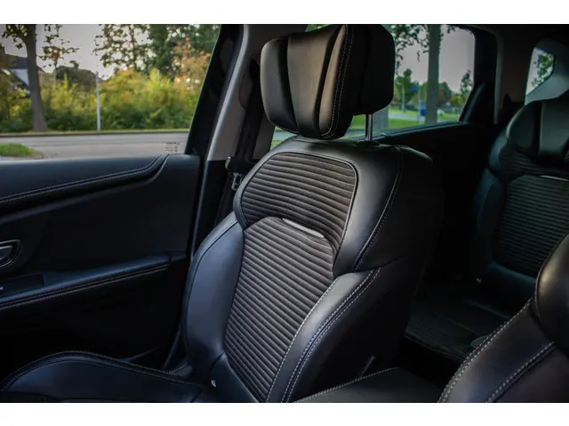 Renault Scénic TCe 130 Bose 2017 Benzine 7