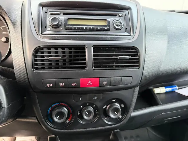 Opel Combo 1.3 CDTi L1H1 Edition 2018 Diesel 11