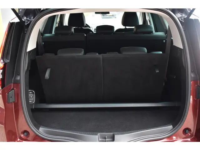 Renault Grand Scénic TCe 140 EDC Bose 2019 Benzine 12