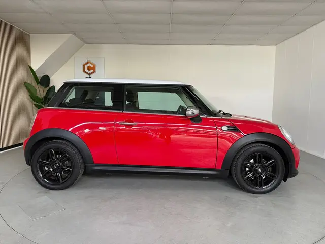 MINI One Mini 1.6 Chili Airco, LMV, Navigatie 2014 Benzine 8