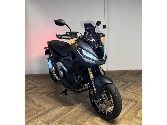 Honda NC 750 Scooter X-ADV KEYLESS LED 2022 Benzine 2