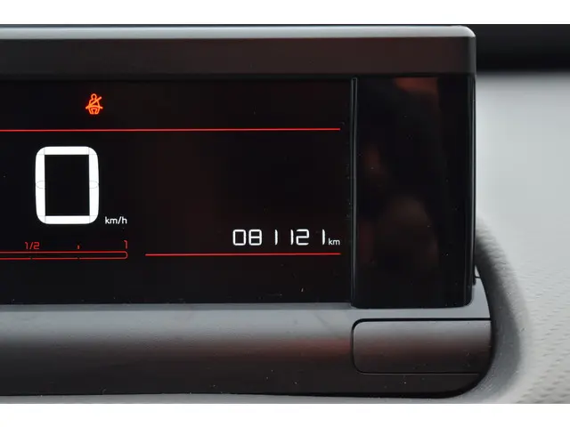 Citroën C4 Cactus PureTech 110 Shine 2018 Benzine 21