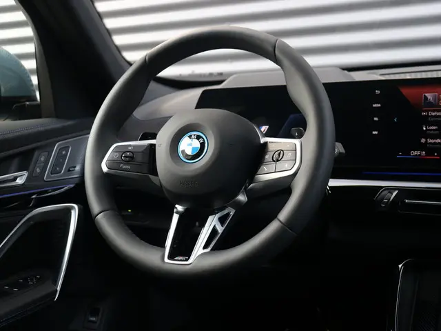 BMW X1 xDrive25e 2025 Hybride Benzine 33