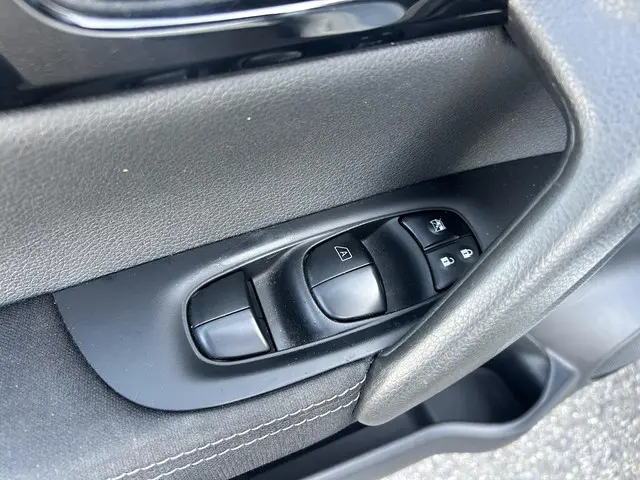 Nissan QASHQAI 1.2 N-Connecta 2017 Benzine 7