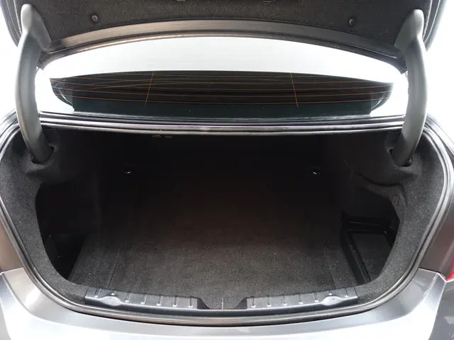 BMW 3 Serie 328i 245pk High Executive Aut- 2012 Benzine 31