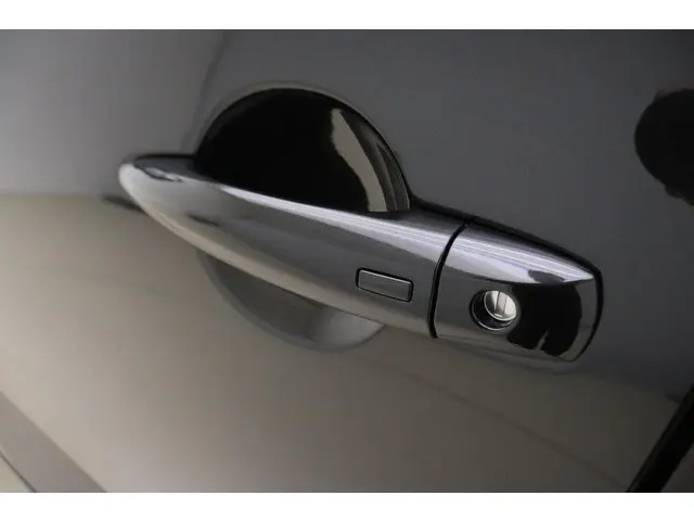 Nissan QASHQAI 1.3 MHEV N-Connecta 2022 Benzine 19
