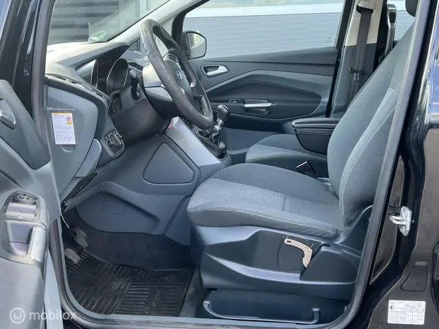 Ford Grand C-Max 1.0 Ambiente 2013 Benzine 17