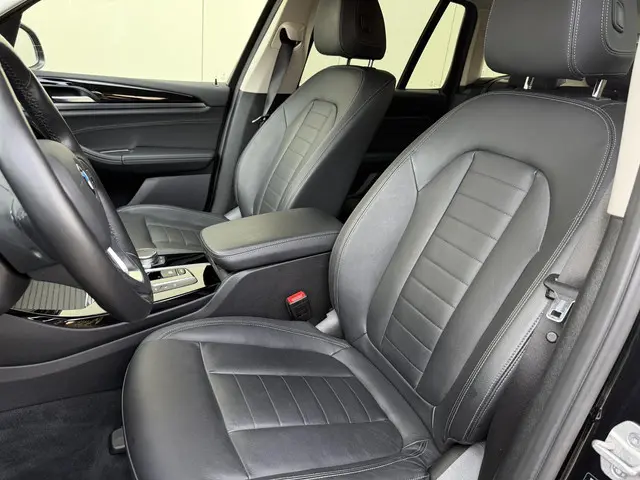 BMW X3 xDrive30e Executive 2021 Hybride Benzine 14