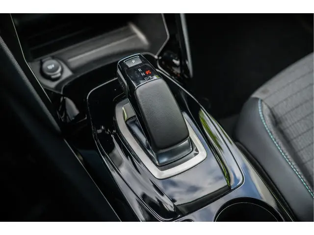 Peugeot e-2008 EV Allure Pack 50 kWh 2021 Elektrisch 37