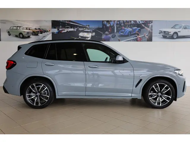 BMW X3 xDrive20i 2023 Benzine 3