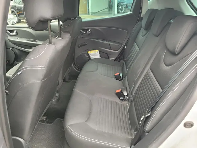 Renault Clio 0.9 TCe Limited 2018 Benzine 9