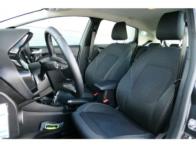 Ford Fiesta 1.0 EcoBoost Titanium 2019 Benzine 32