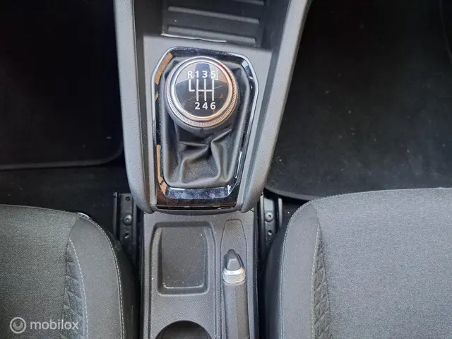 Renault Clio 1.0 TCe 90 Equilibre 2023 Benzine 21