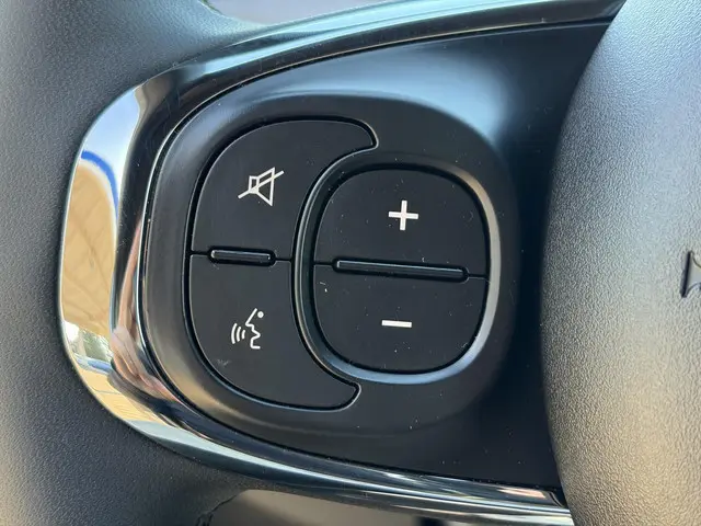 Fiat 500C 1.0 Hybrid Dolcevita 2022 Hybride Benzine 30