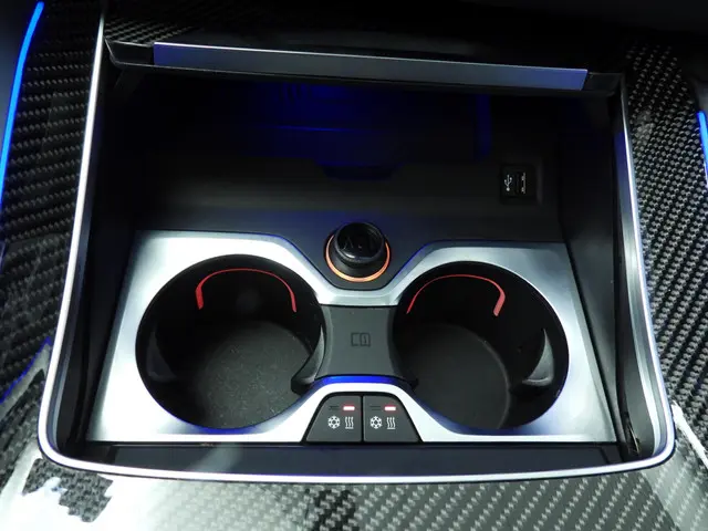 BMW X6 xDrive40i 2022 Benzine 35