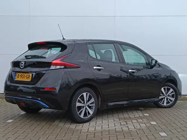 Nissan Leaf 2
