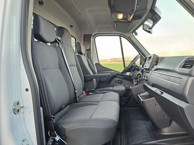 Renault Master 2.3 2024 Diesel 7