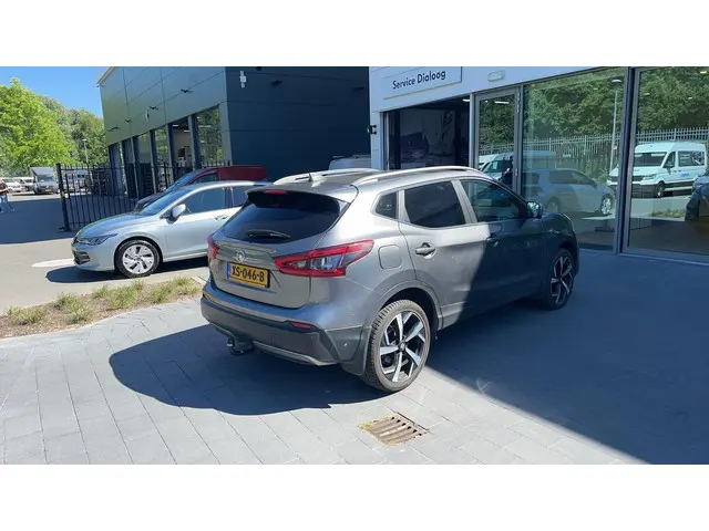 Nissan QASHQAI 1.2 Tekna + 2018 Benzine 2