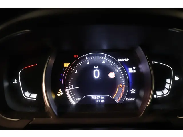 Renault Scénic 1.3 TCe Intens Automaat 2017 Benzine 4