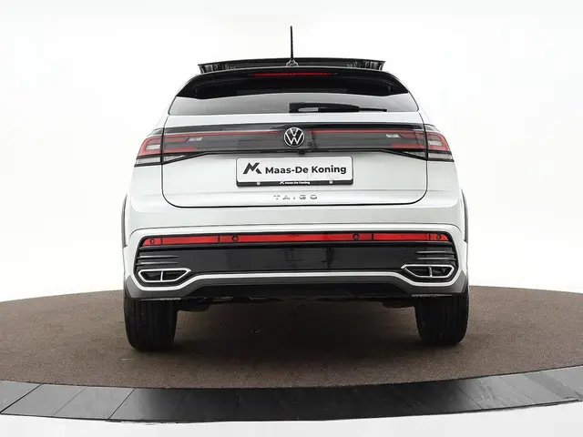 Volkswagen Taigo 1.0 TSI 115pk DSG R-Line 2024 Benzine 24