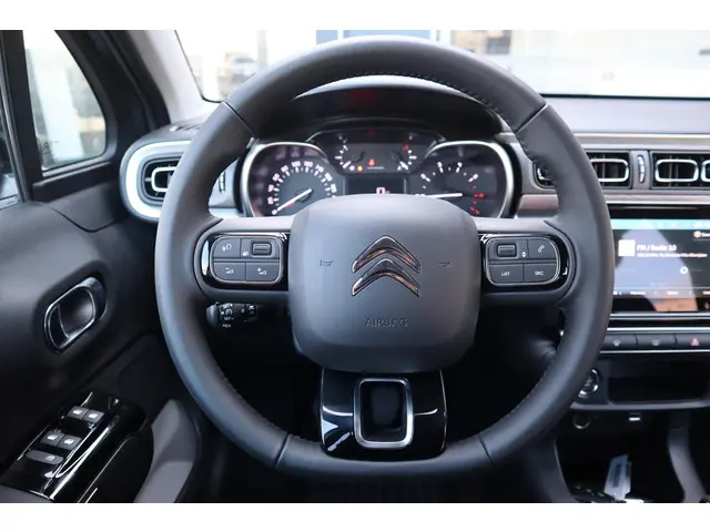 Citroën C3 1.2 PureTech Max 2024 Benzine 27