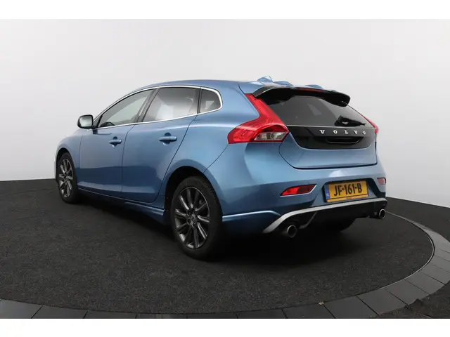 Volvo V40 2.0 D2 R-Design 2016 Diesel 6