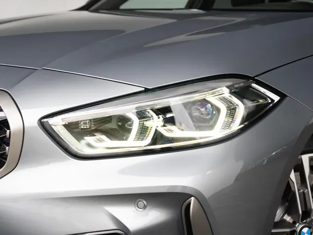 BMW 1 Serie 5-deurs M135i xDrive 2024 Benzine 13