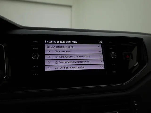 Volkswagen Polo 1.0TSI/95PK R-Line DSG 2025 Benzine 11