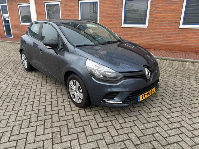 Renault Clio 1.5 dCi Intens 2018 Benzine 2